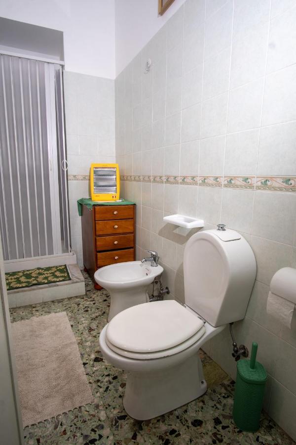 Aci B&B อาชิเรอาเล ภายนอก รูปภาพ